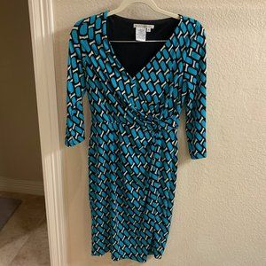Maggy London Size 6 Faux Wrap Dress